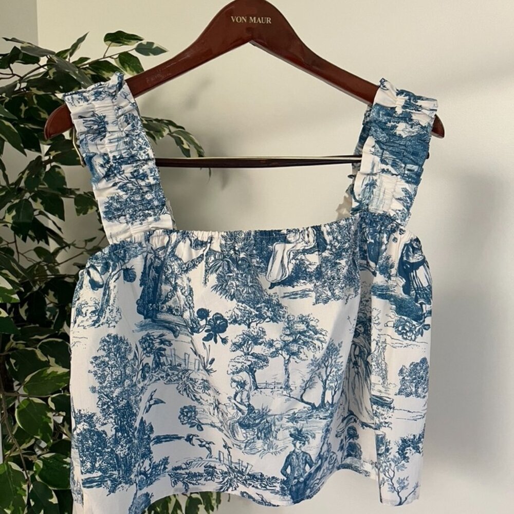 Gianni Bini Blue and White Toile Crop Top - Picture 2 of 6